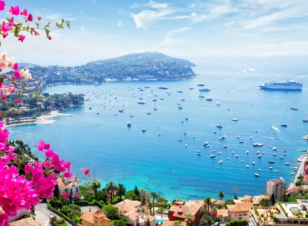 Vue magnifique de la Côte d'Azur.
