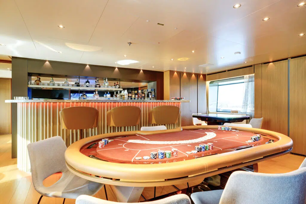 Rilassata — tankoa s501 evo 2024 : tout ce qu'il faut savoir sur le superyacht le plus exclusif du marché charter - international yachts charter and brokerage xxiii